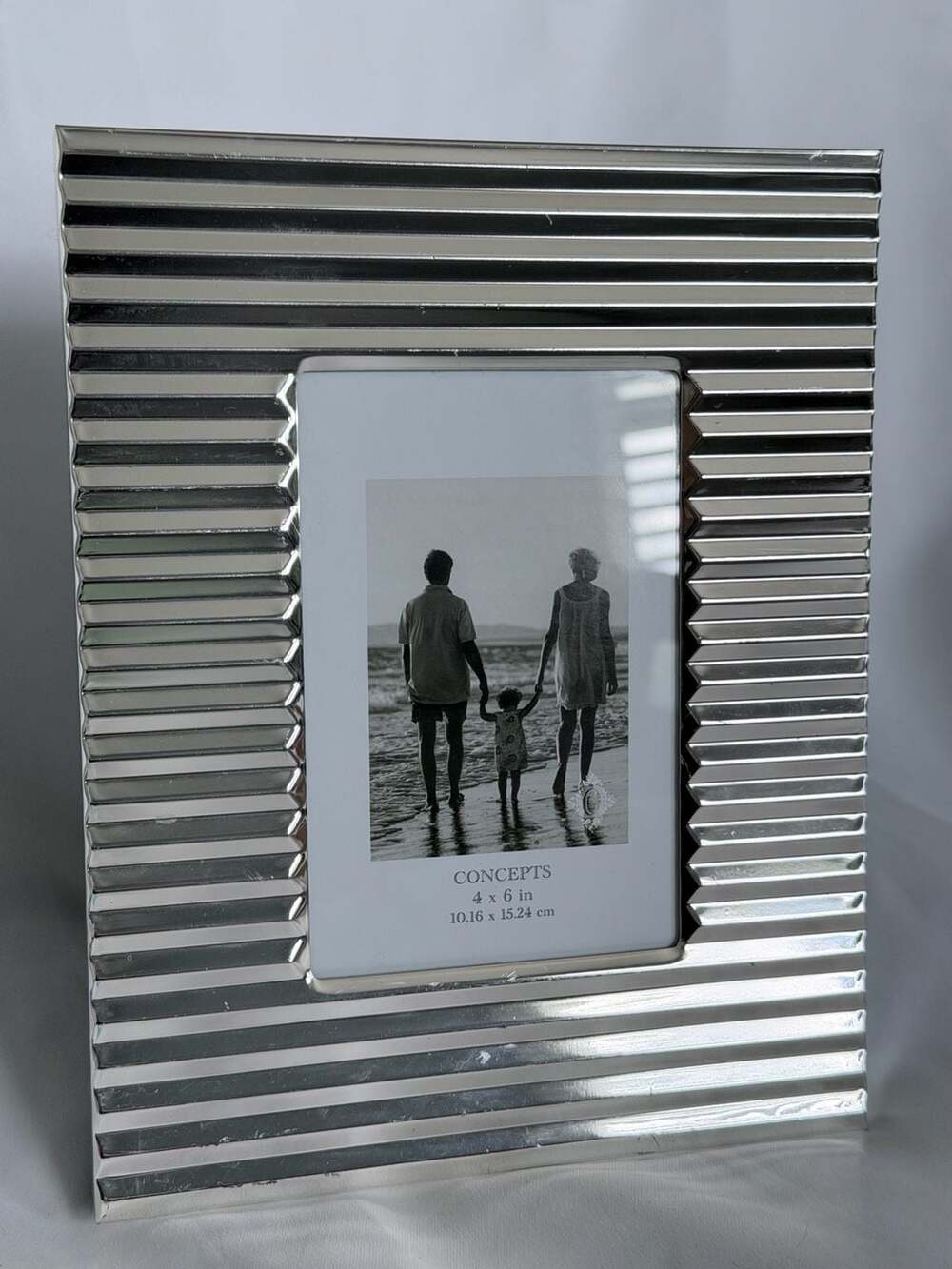 Concepts In Time B623646SL Ribbed Silver Metal Picture Frame 4 x 6 in